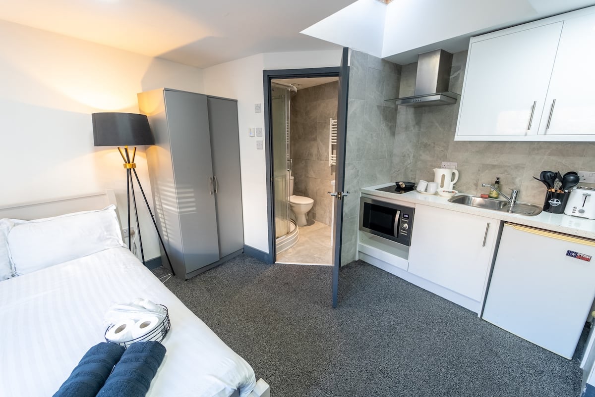 Studio Flat, Birmingham, B29, N1 7GU