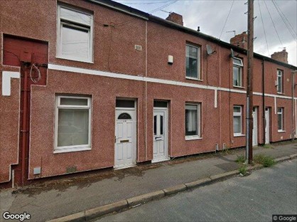 2 Bed Terraced House, Main St, S63