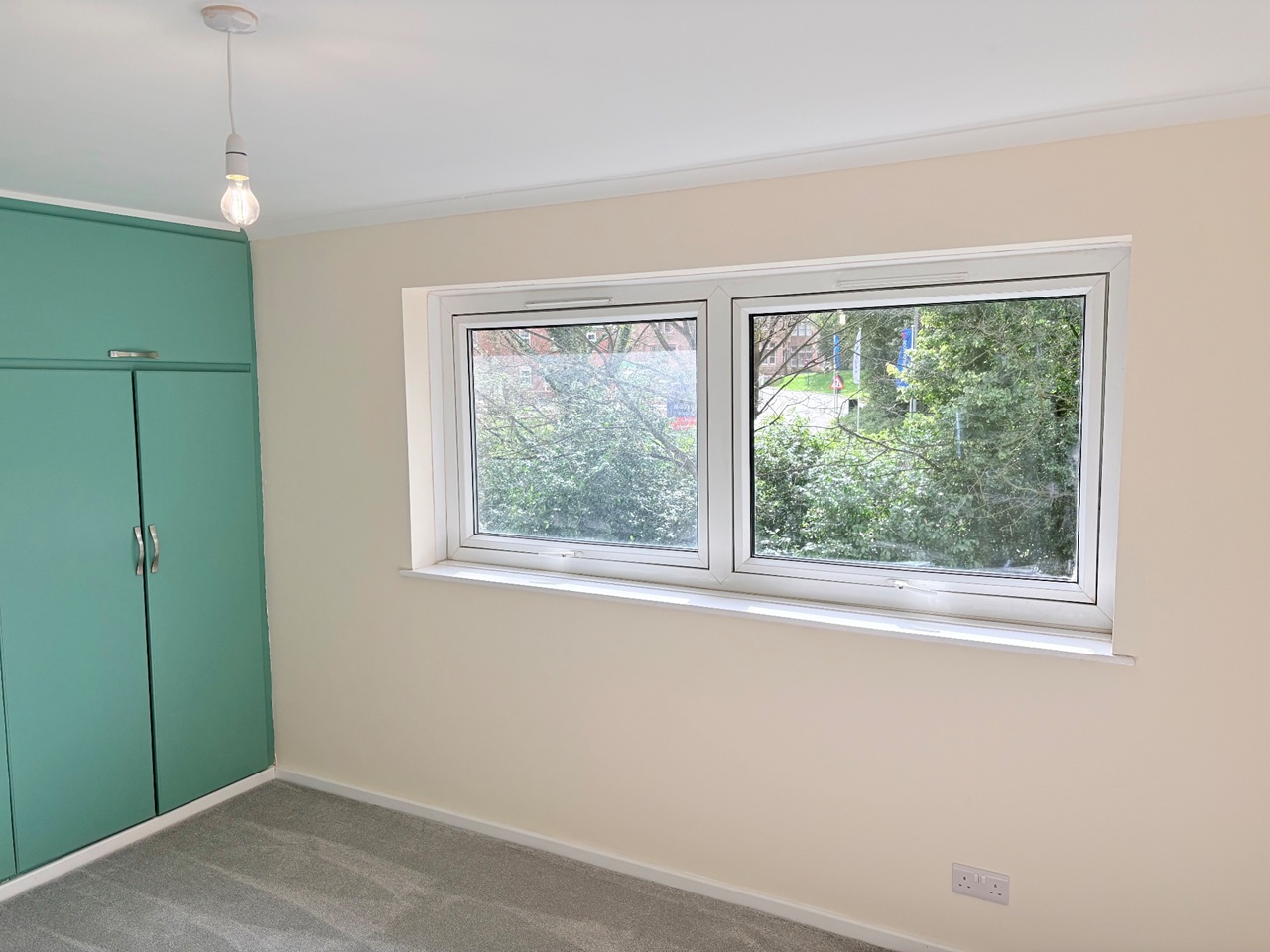 Additional image 4 of 2 Bed Flat, Mile Oak Road, S60, N1 7GU