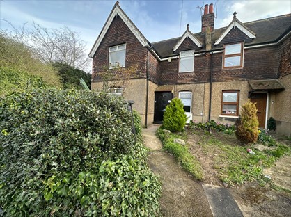 4 Bed Semi-Detached House, New House Lane, DA11