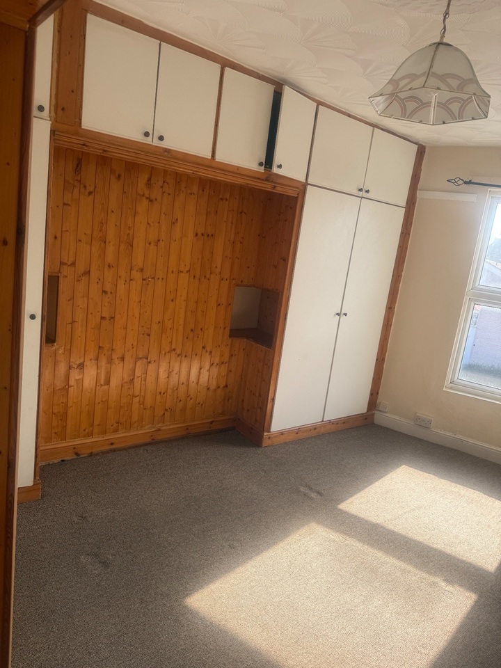 Additional image 11 of 3 Bed Flat, Humberstone Road, LE5, N1 7GU