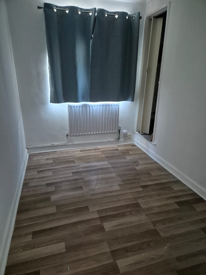 Additional image 7 of 2 Bed Flat, Witts Hill, SO18, N1 7GU