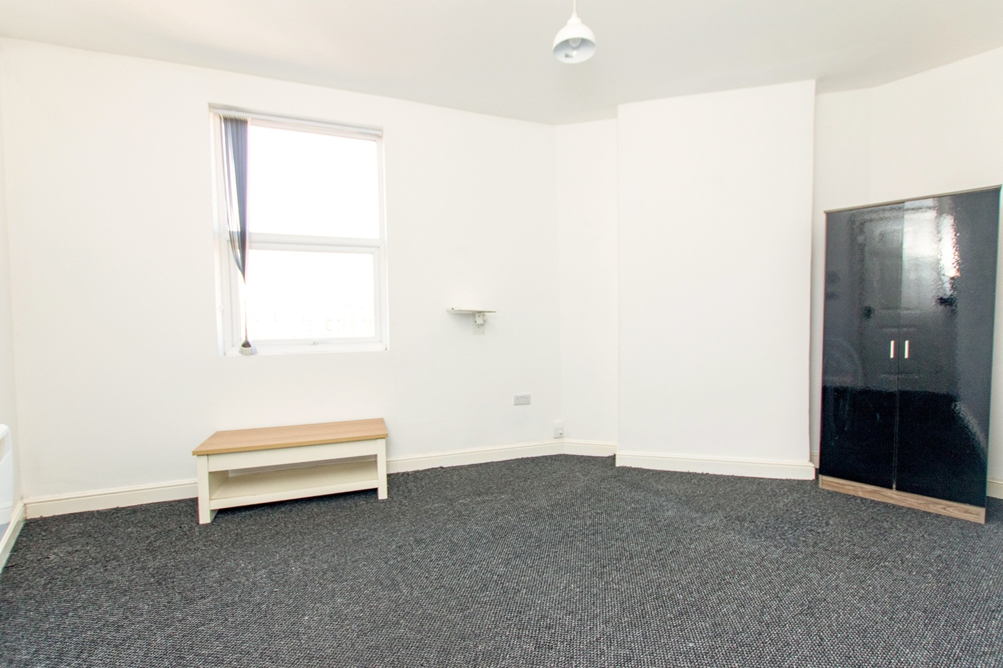Additional image 5 of 1 Bed Flat, Dovercastle, NG7, N1 7GU