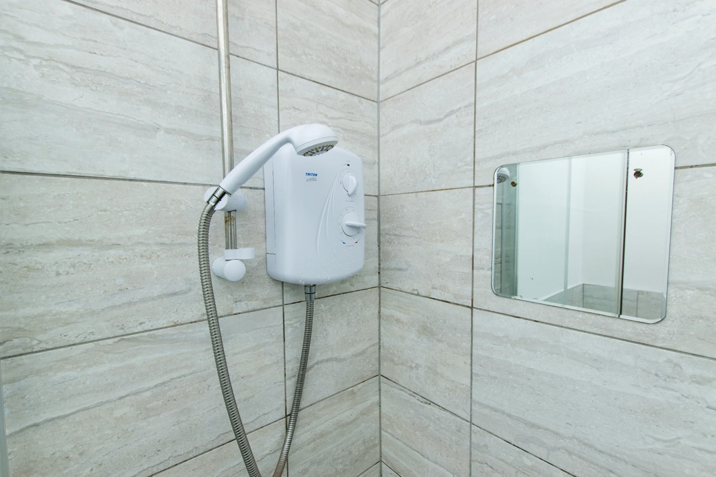 Additional image 8 of 1 Bed Flat, Dovercastle, NG7, N1 7GU