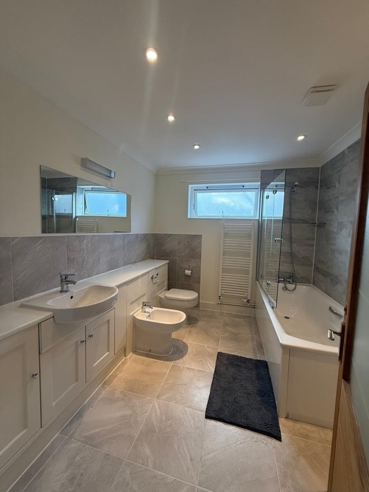 Additional image 2 of 2 Bed Flat, Barton Road, CB3, N1 7GU