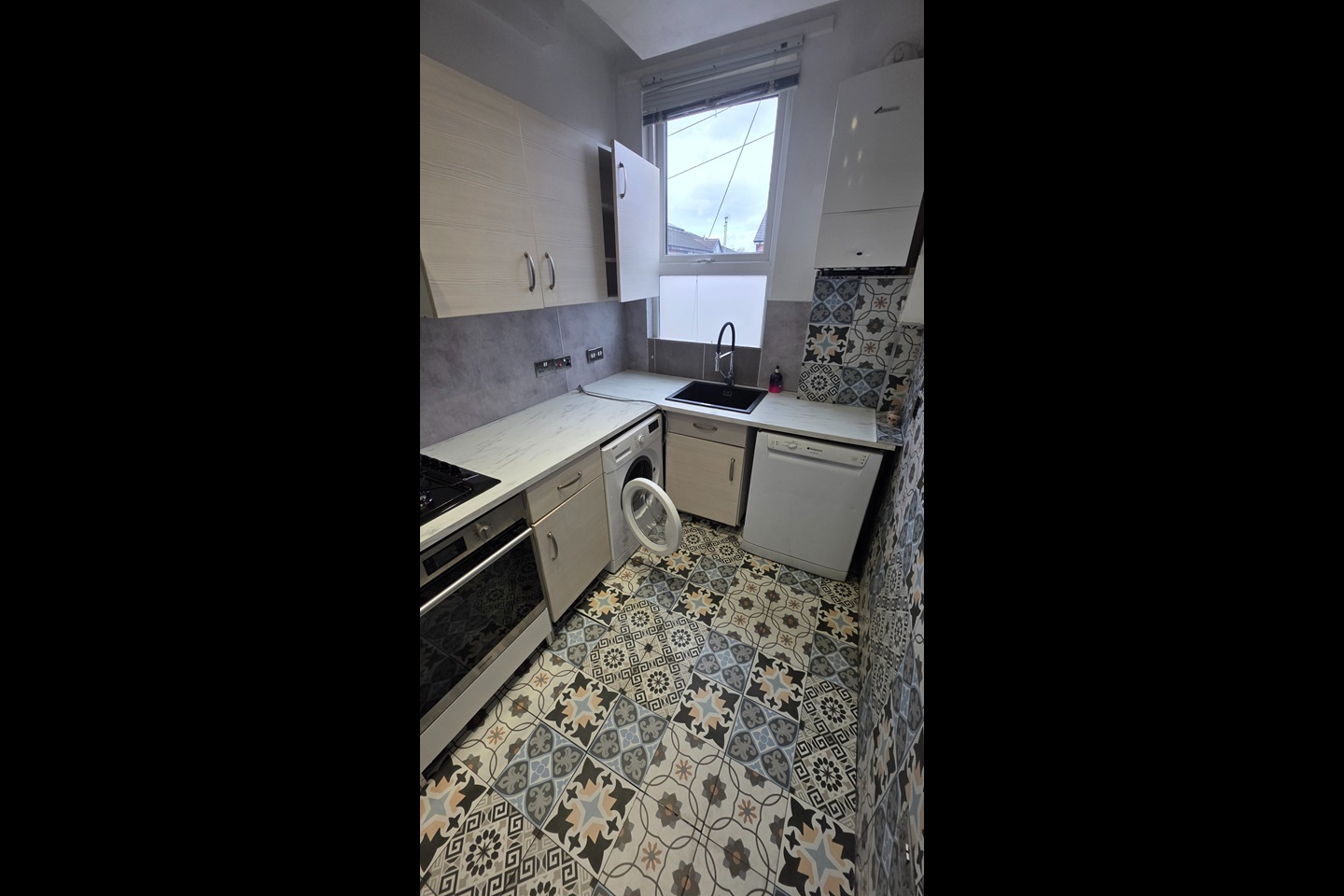 Additional image 8 of 2 Bed Flat, Wellington Street East, M7, N1 7GU