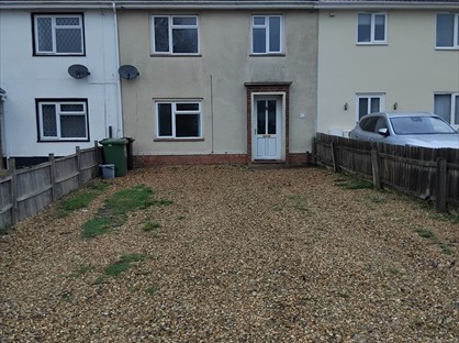 3 Bed Terraced House, Little Close, PE6
