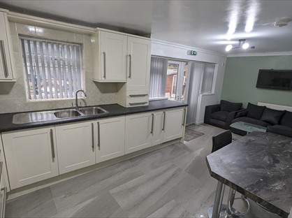 Room in a Shared House, Quinton Road, B17