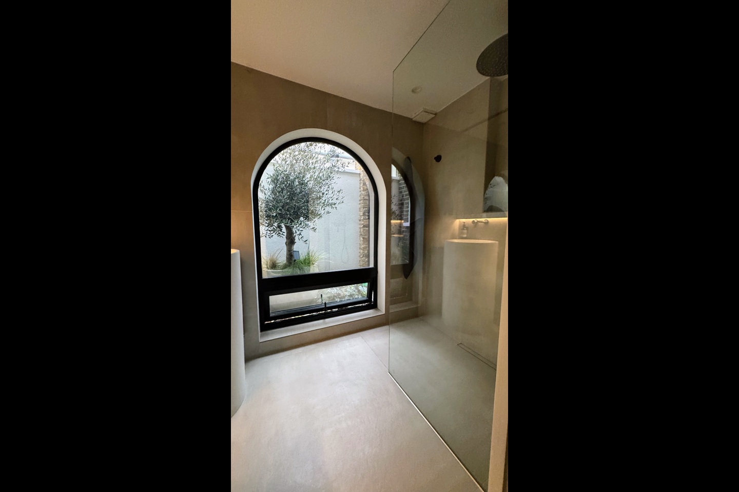 Additional image 11 of 1 Bed Flat, Nealden St, SW9, N1 7GU