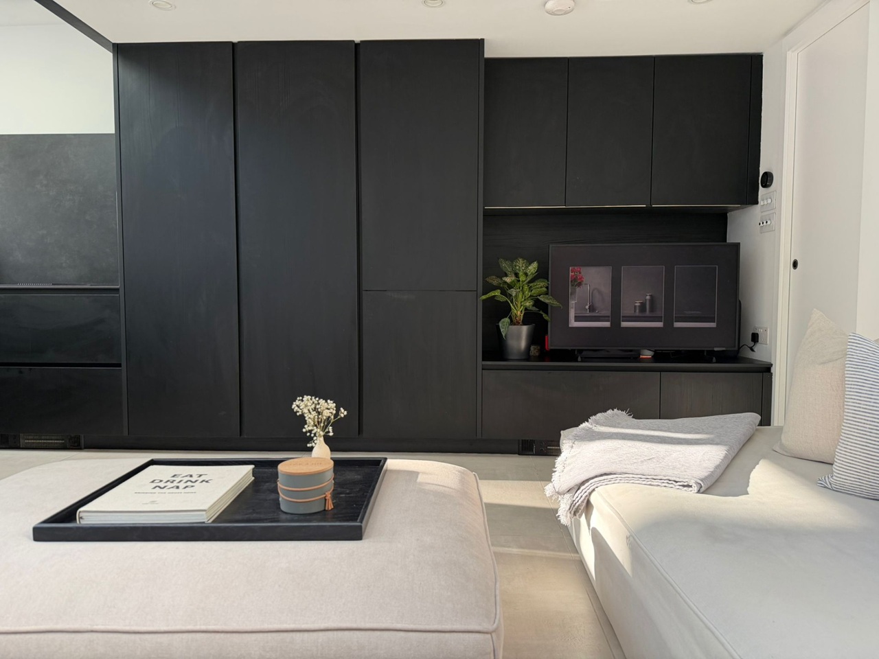 Additional image 2 of 1 Bed Flat, Nealden St, SW9, N1 7GU