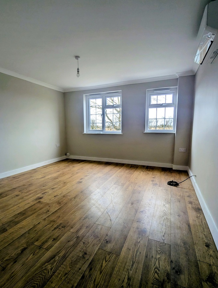 Brentwood - 2 Bed Semi-Detached House, Childerditch Lane Little Warley ...
