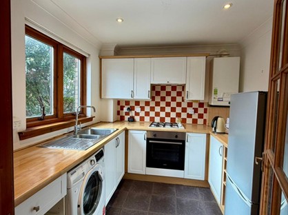 2 Bed End Terrace, Lochiel Place, G83