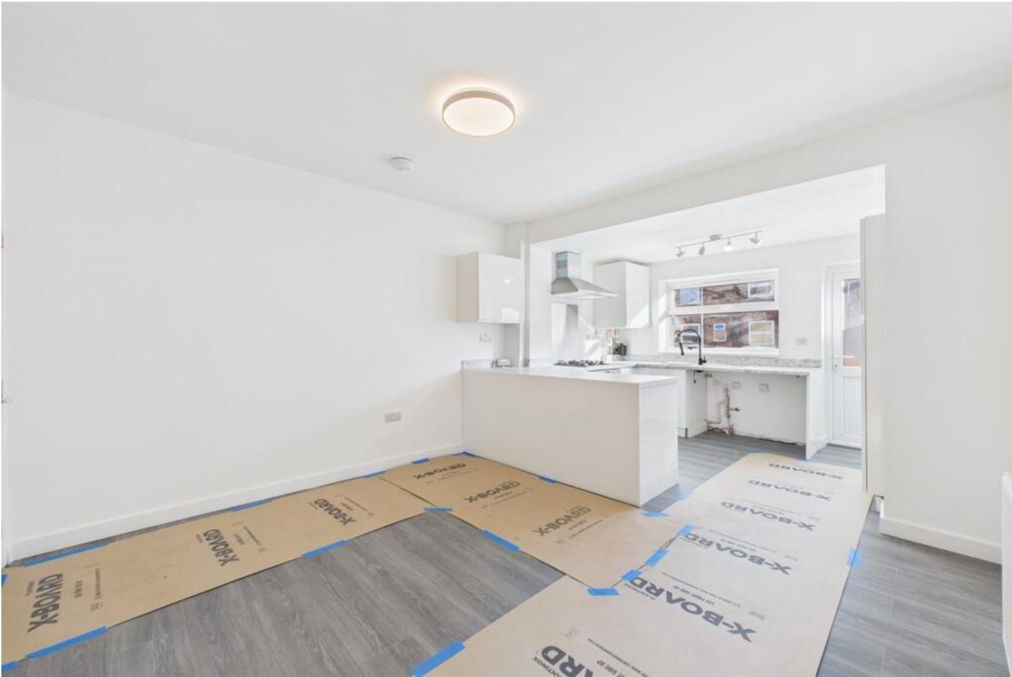 3 Bed Terraced House, Portland Road, NG7, N1 7GU