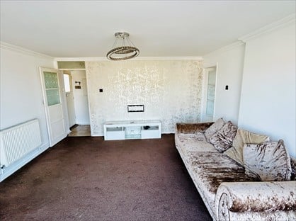 2 Bed Flat, High St, TW13