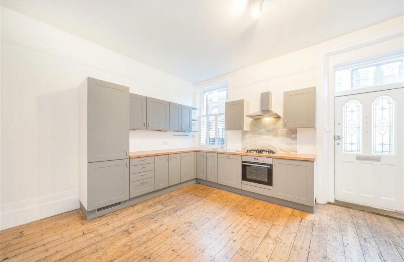 Additional image 2 of 1 Bed Flat, Almeric Road, SW11, N1 7GU