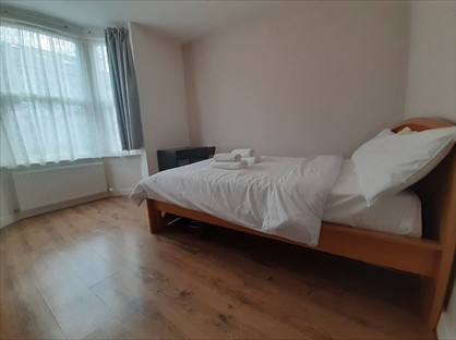 Room in a Shared House, Winchelsea Road, N17