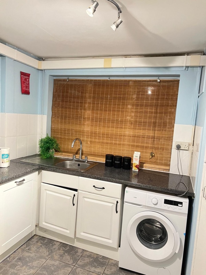 Additional image 17 of Room in a Shared Flat, Girdlestone Road, OX3, N1 7GU
