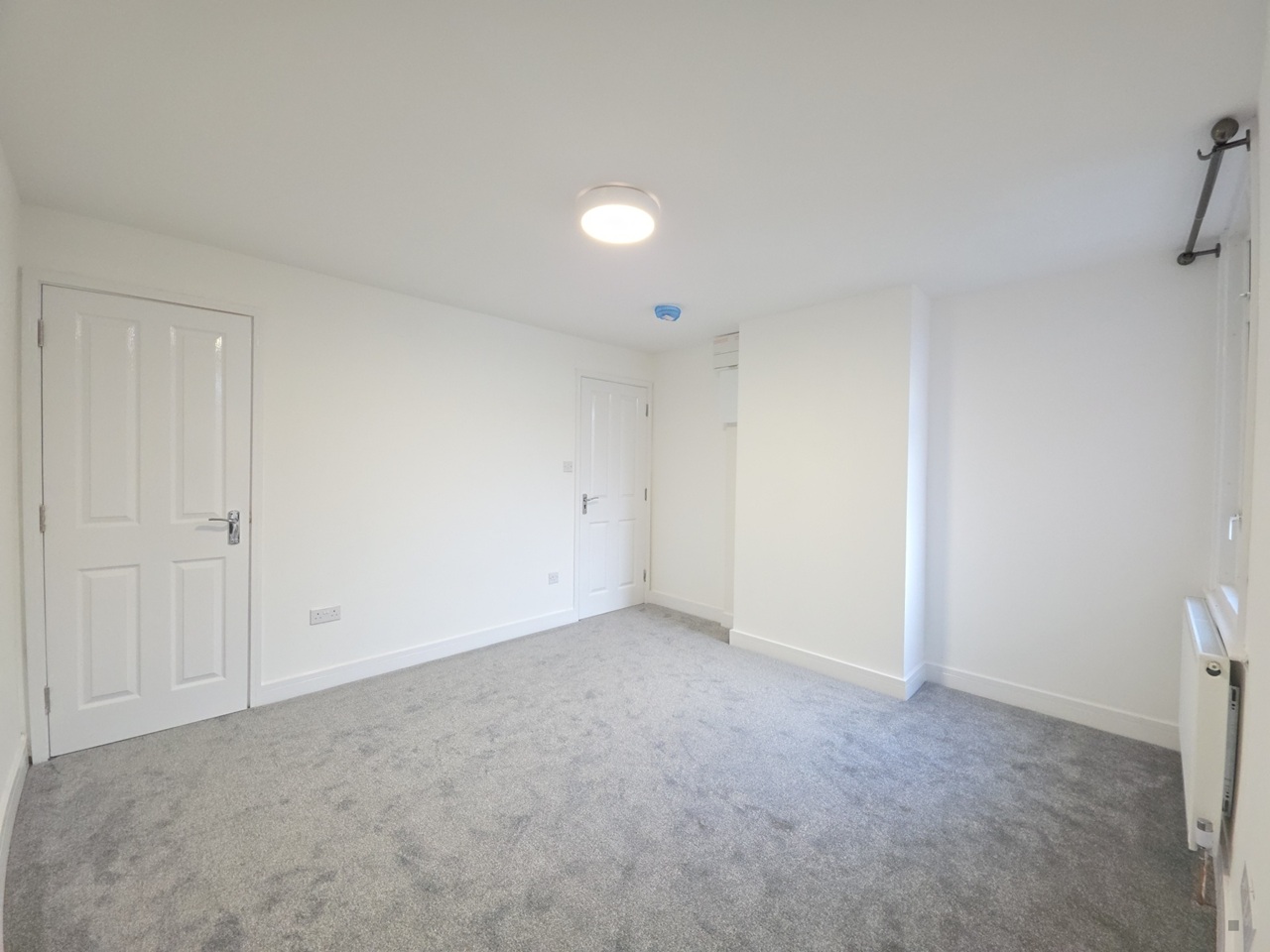 1 Bed Flat, Liverpool Road, RG1, N1 7GU