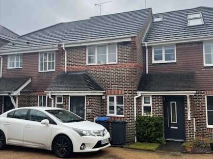 2 Bed Terraced House, Coulstock Road, RH15