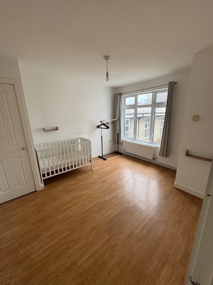 Additional image 3 of 2 Bed Flat, Bridge Road, SO19, N1 7GU