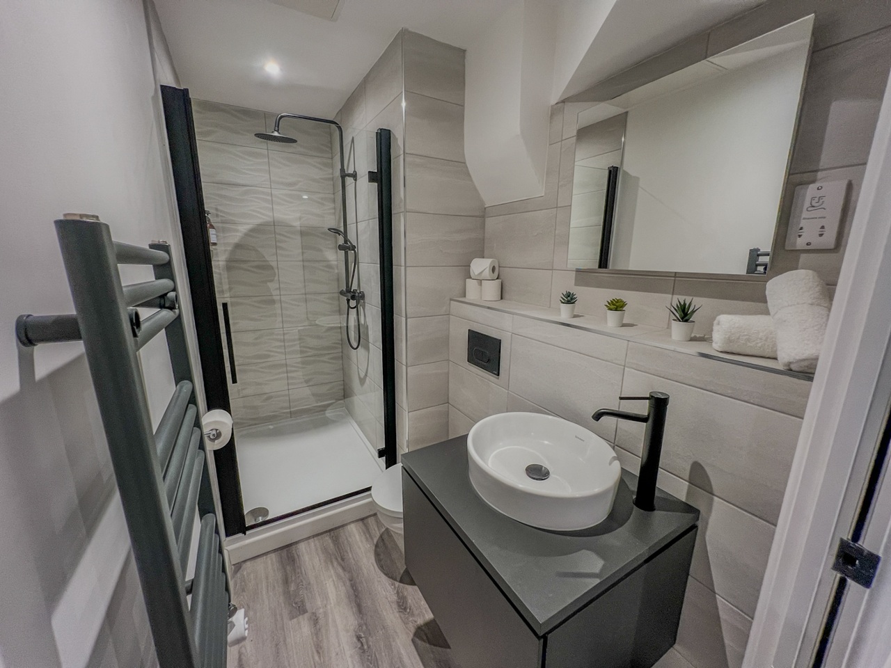 Additional image 32 of 2 Bed Flat, Bold Street, L1, N1 7GU