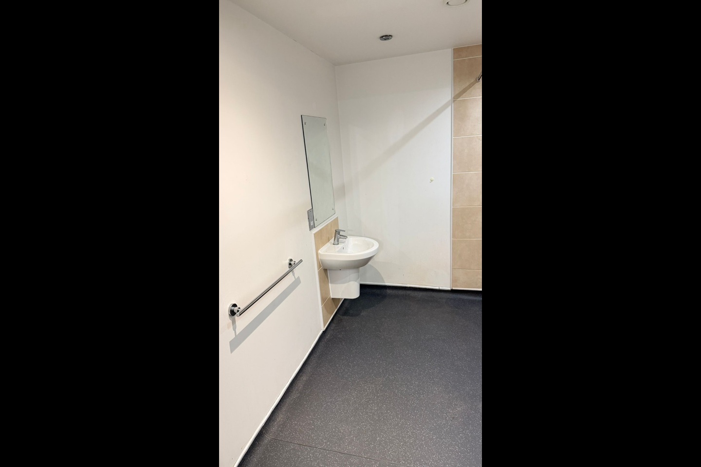 Additional image 5 of Studio Flat, Pearl Works, S1, N1 7GU