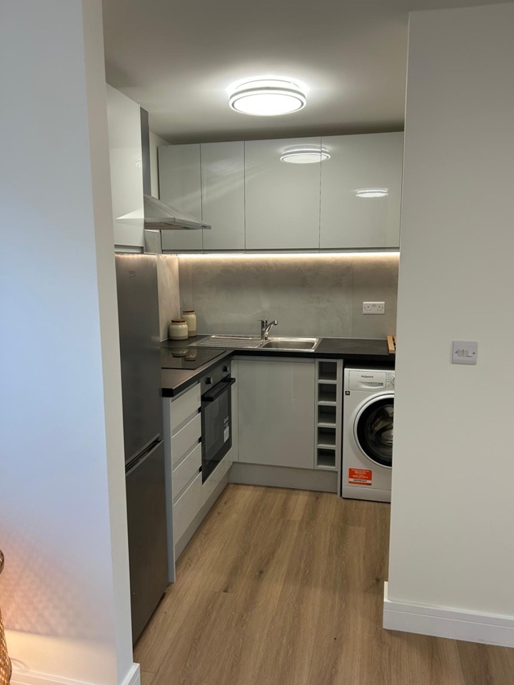 Additional image 4 of Studio Flat, Akenside Road, NW3, N1 7GU