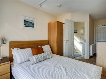 Room in a Shared House, Straight Road, CO3