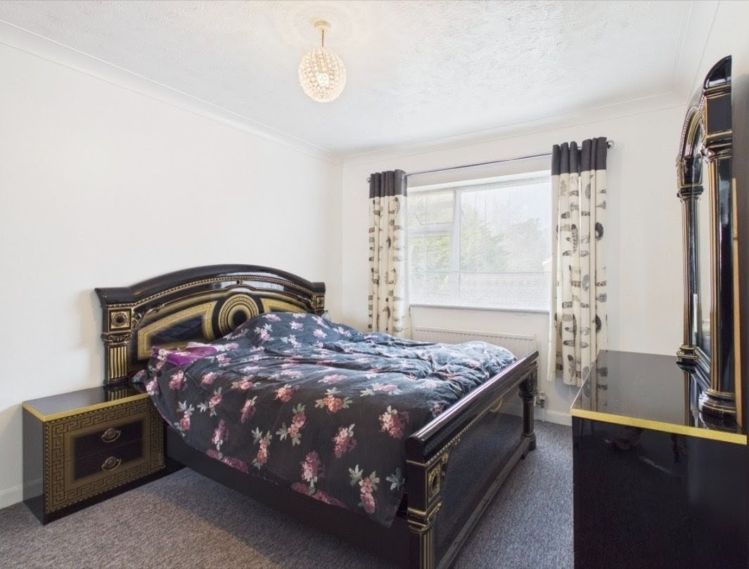Additional image 4 of 2 Bed Flat, Enniskillen Road, CB4, N1 7GU