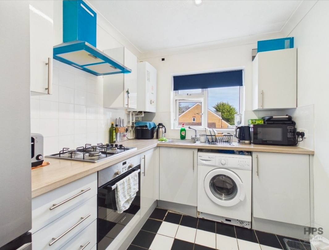 Additional image 7 of 2 Bed Flat, Enniskillen Road, CB4, N1 7GU