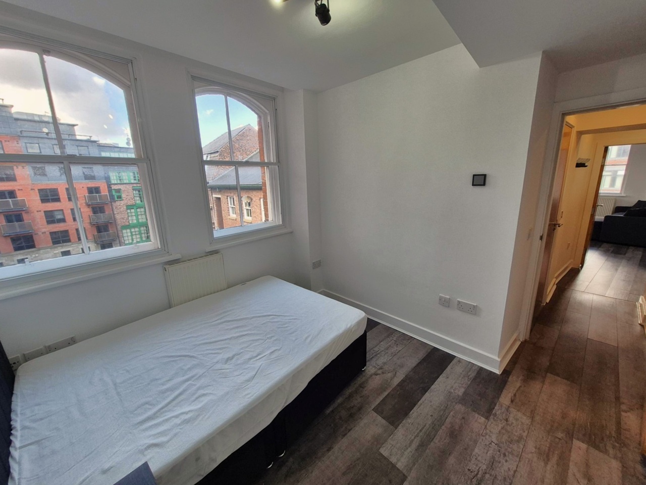 Additional image 8 of 1 Bed Flat, Union St, M4, N1 7GU