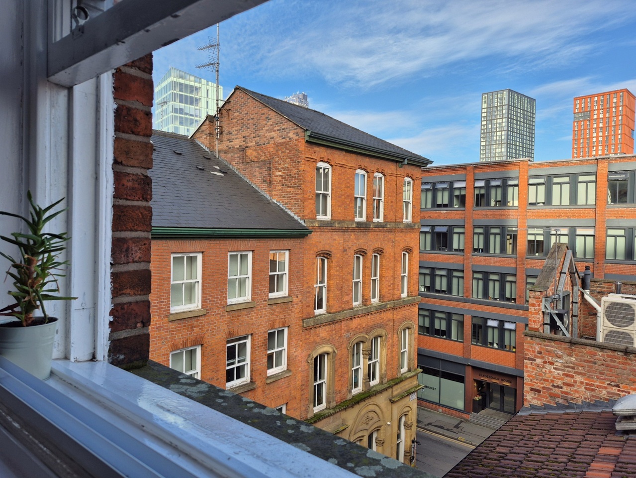 Additional image 11 of 1 Bed Flat, Union St, M4, N1 7GU