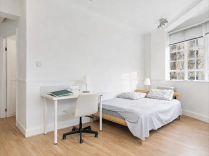 1 Bed Flat, Sloane Avenue, SW3