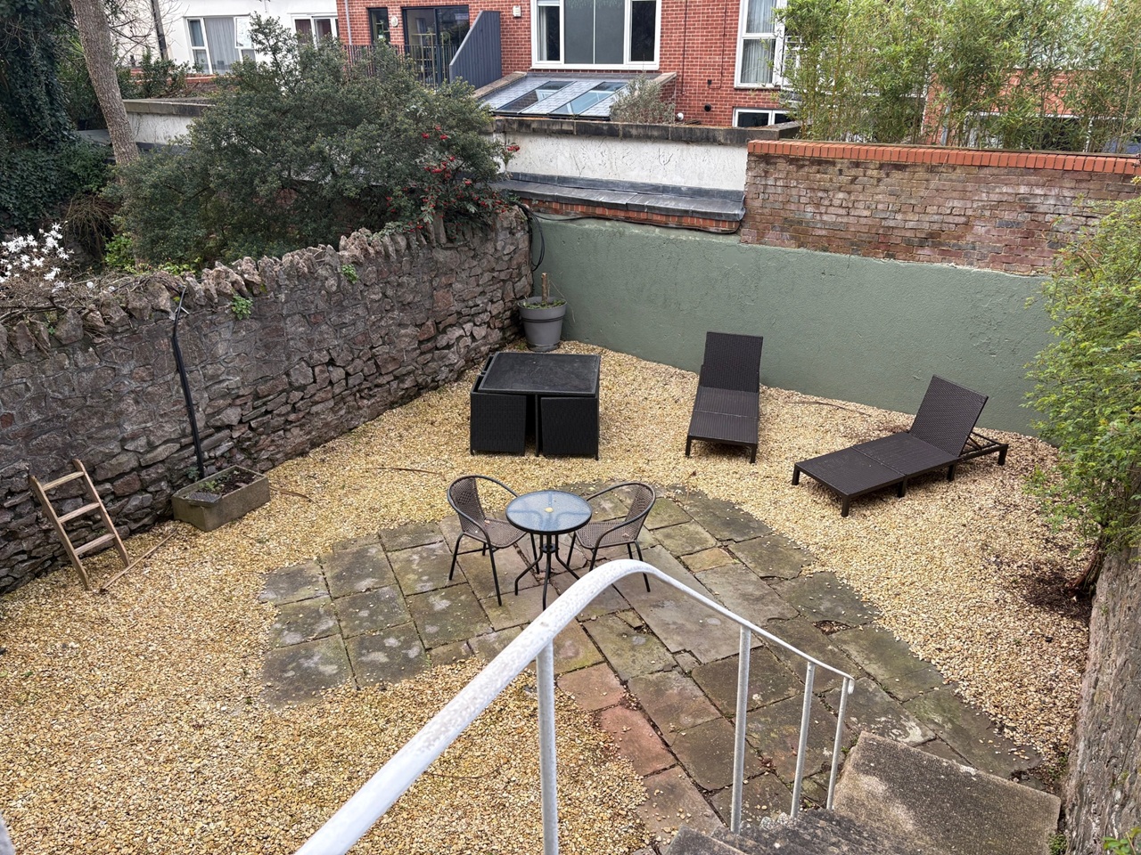 Additional image 3 of 2 Bed Flat, Royal York Crescent, BS8, N1 7GU