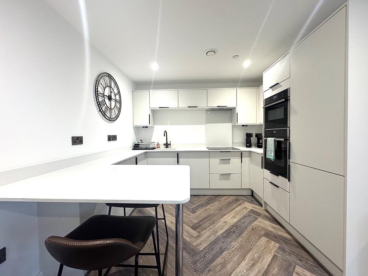 Additional image 2 of 1 Bed Flat, Park Place, CF10, N1 7GU