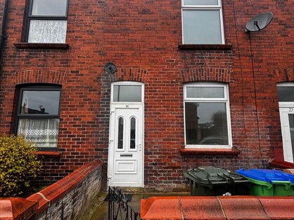 2 Bed Terraced House, Lever St, OL10
