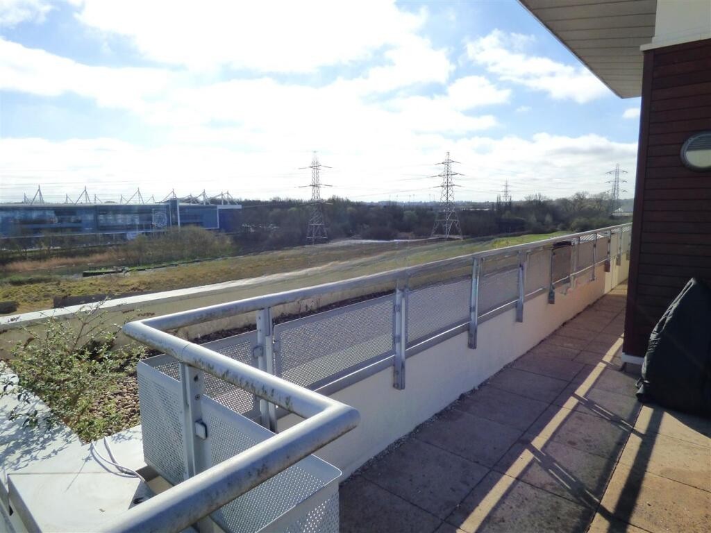 Additional image 2 of Room in a Shared Flat, Watkin Road, LE2, N1 7GU