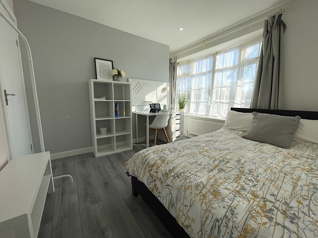 Additional image 16 of 8 Bed Bungalow, Aldrin Way, CV4, N1 7GU