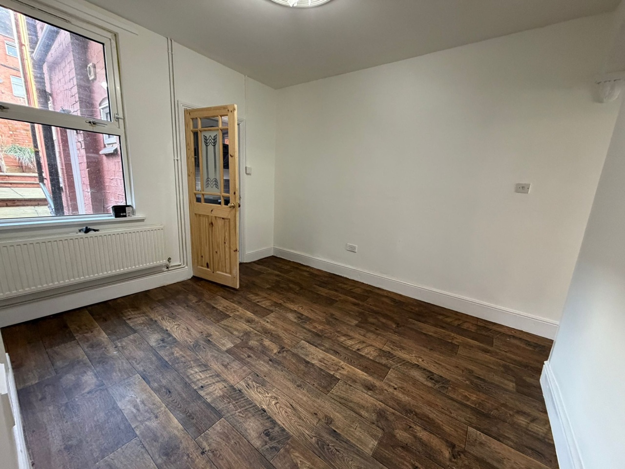 Additional image 2 of 3 Bed Terraced House, Halstead St, LE5, N1 7GU