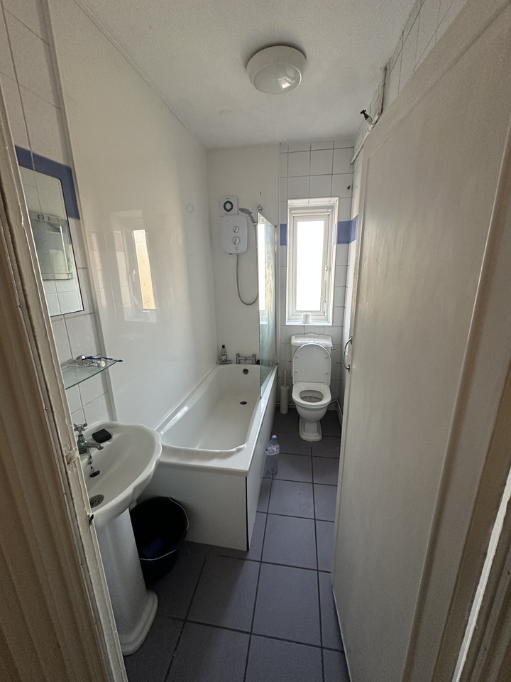 Additional image 9 of 2 Bed Flat, Pages Walk, SE1, N1 7GU