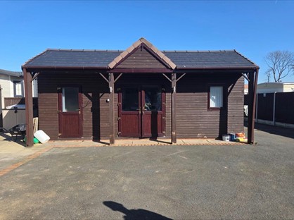1 Bed Mobile Home, Weeping Willow, GU6