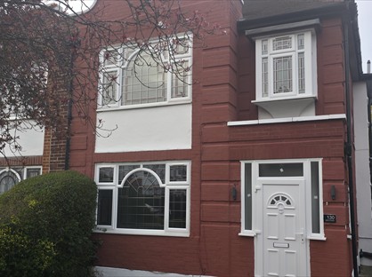 5 Bed Semi-Detached House, Abbotts Drive, HA0