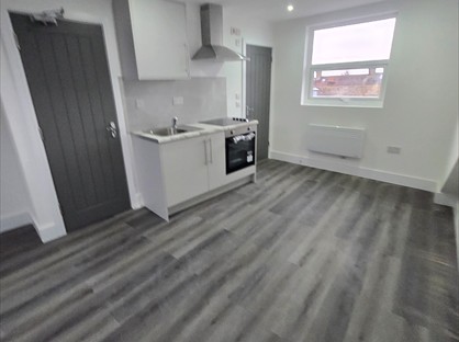 Studio Flat, North Road, UB1