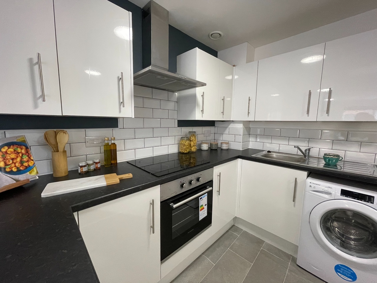 Additional image 7 of Room in a Shared Flat, Fox Street, L3, N1 7GU