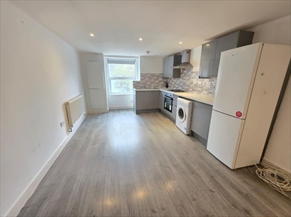 1 Bed Flat, G T House, LU1