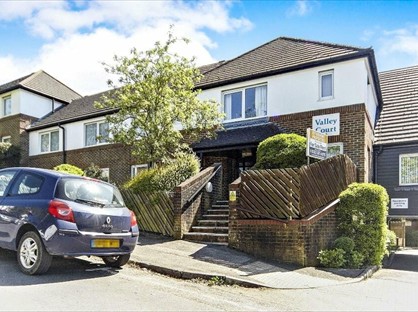 1 Bed Flat, Beechwood Gardens, CR3