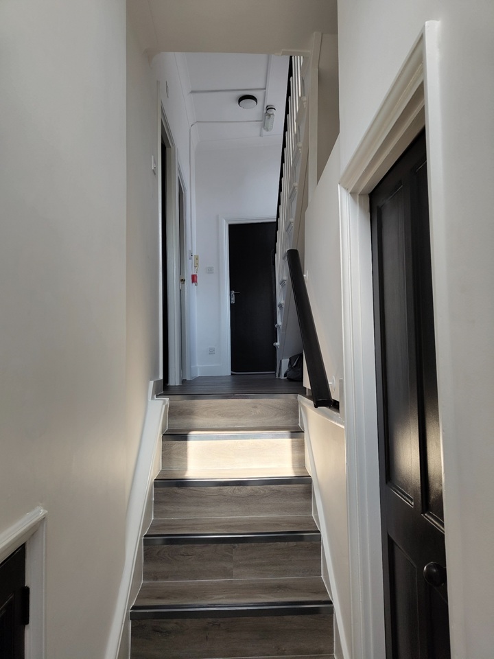 Additional image 7 of Room in a Shared Flat, Kilburn Lane, W9, N1 7GU