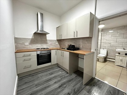Studio Flat, Upper Lichfield St, WV13