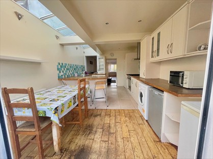 Room in a Shared House, Albion Road, TW3