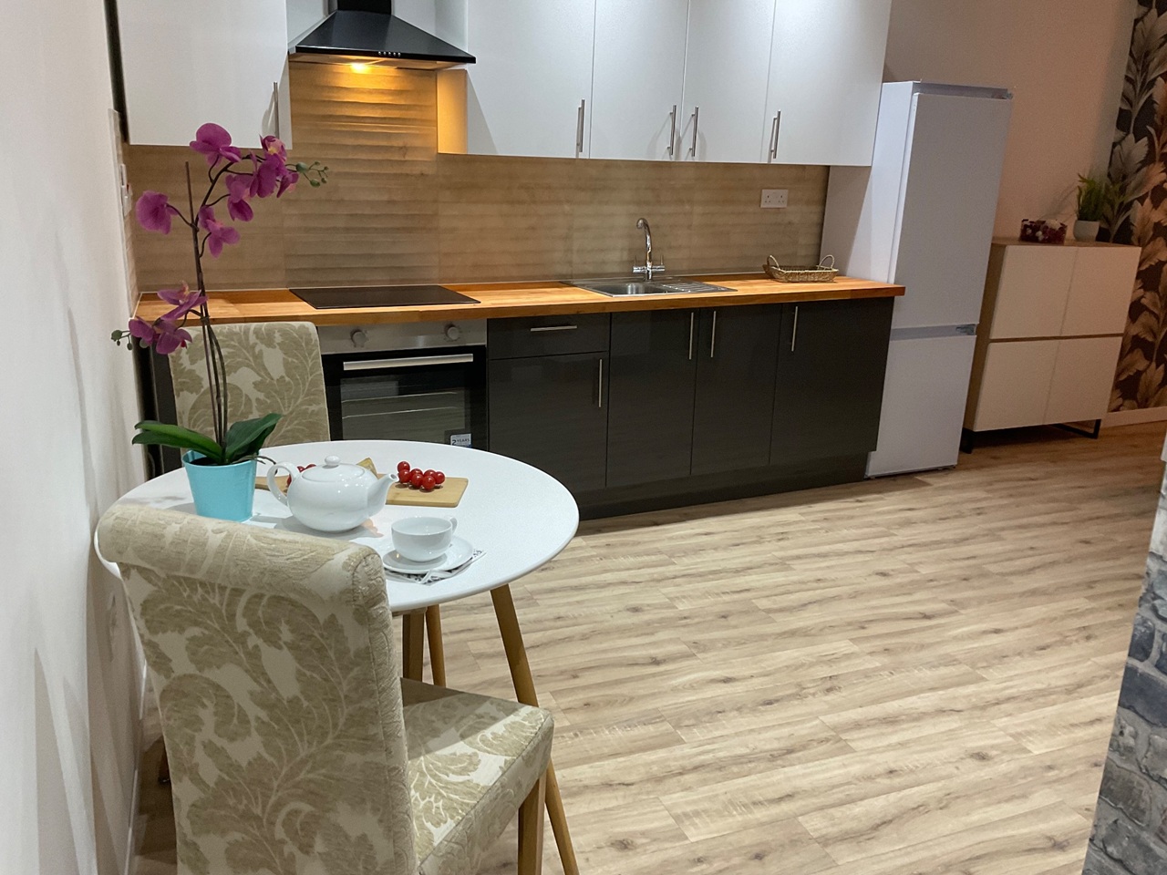 Studio Flat, London Road, L3, N1 7GU